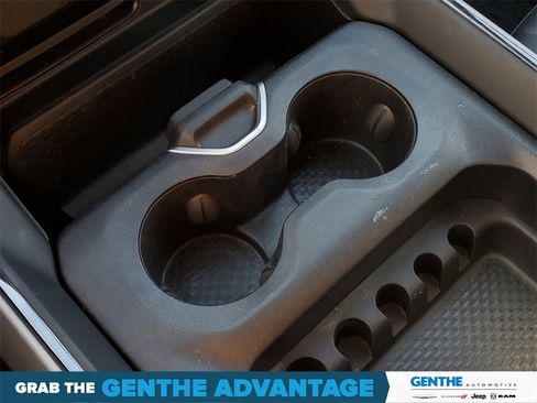 Used 2022 RAM 1500 Big Horn w/ Built-to-serve Edition image 25