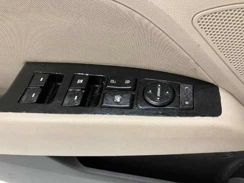 Used 2018 Hyundai Elantra SEL image 25