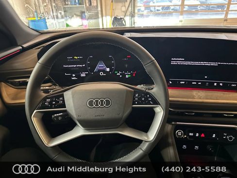 Certified 2025 Audi Q5 Premium w/ Premium Plus AWD/4WD image 16