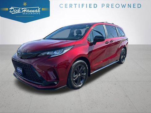 Certified 2025 Toyota Sienna XSE w/ XSE Plus Package AWD/4WD image 1