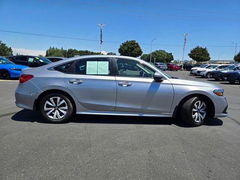 Used 2023 Honda Civic LX image 3