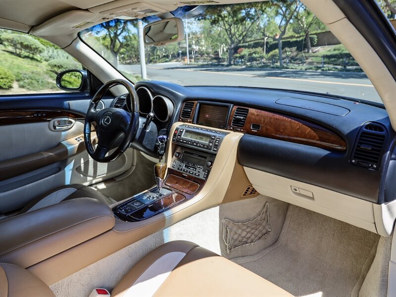 Used 2008 Lexus SC 430 Convertible RWD image 18