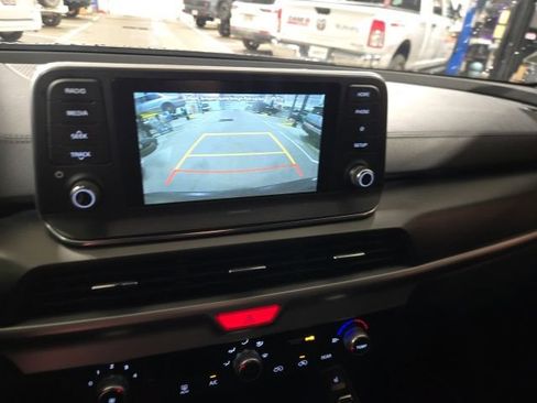 Used 2021 Kia Telluride S FWD image 16