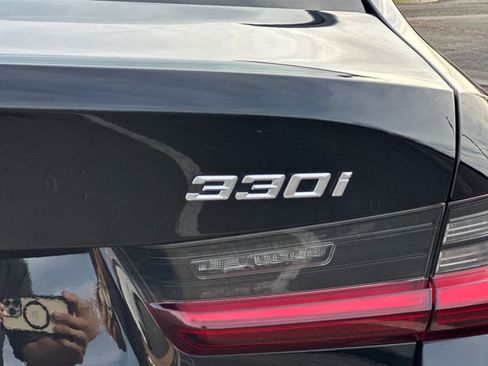 Used 2024 BMW 330i Sedan w/ Convenience Package image 28