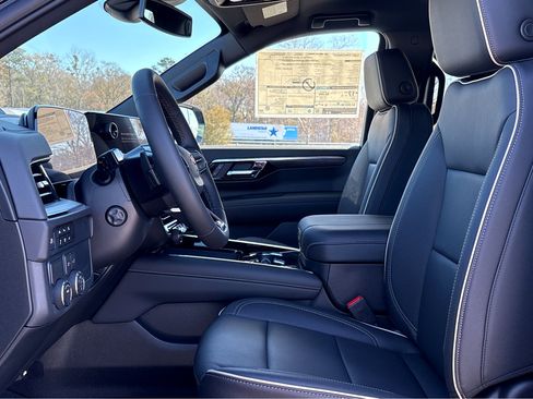 New 2026 Chevrolet Tahoe Premier RWD image 13