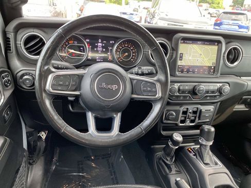 Used 2022 Jeep Wrangler Unlimited Sahara w/ Cold Weather Group AWD/4WD image 12