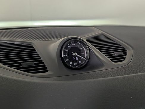 New 2026 Porsche Cayenne S image 31