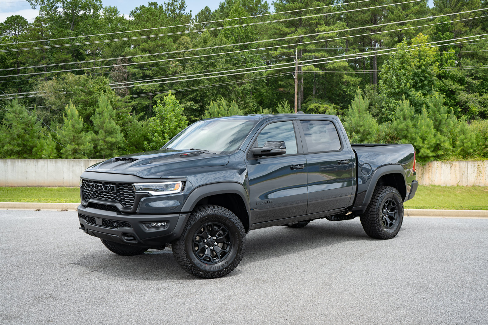 New 2026 RAM 1500 RHO AWD/4WD image 4
