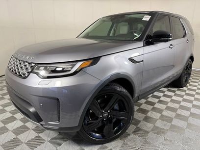 New 2025 Land Rover Discovery S