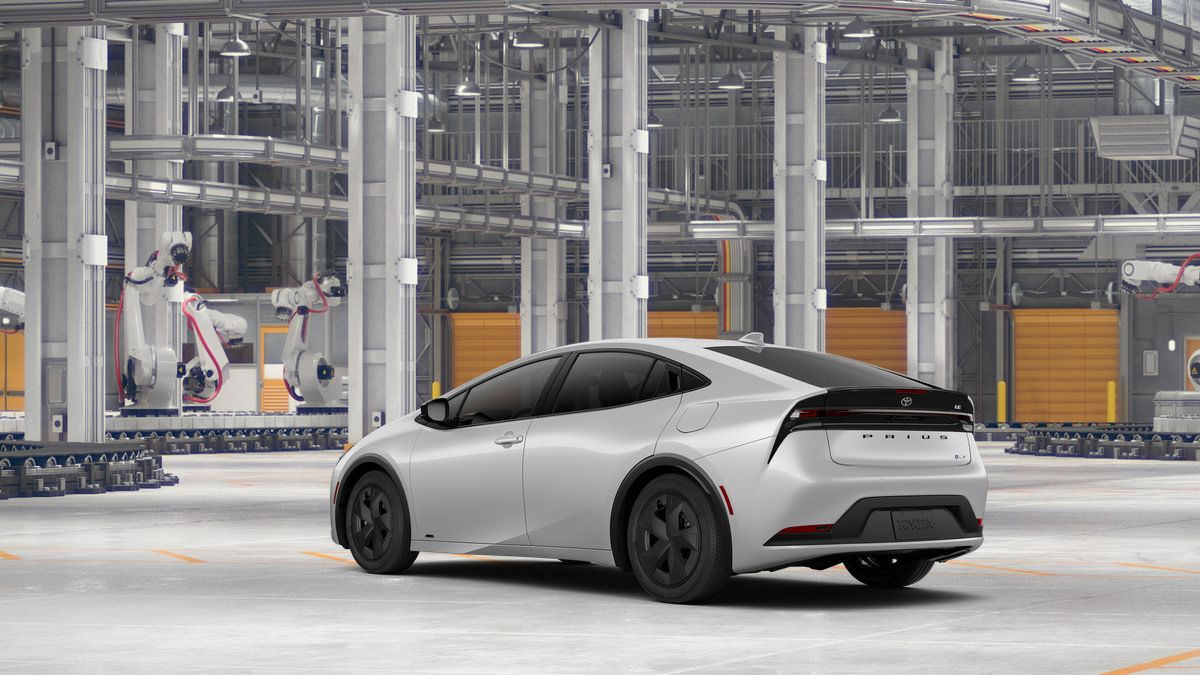 New 2027 Toyota Prius LE AWD/4WD image 6