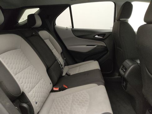 Used 2021 Chevrolet Equinox LT FWD image 19