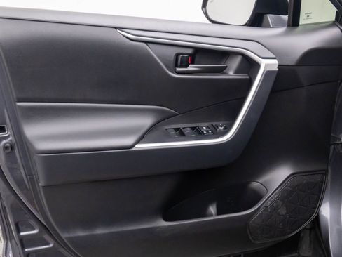 Used 2025 Toyota RAV4 LE image 14