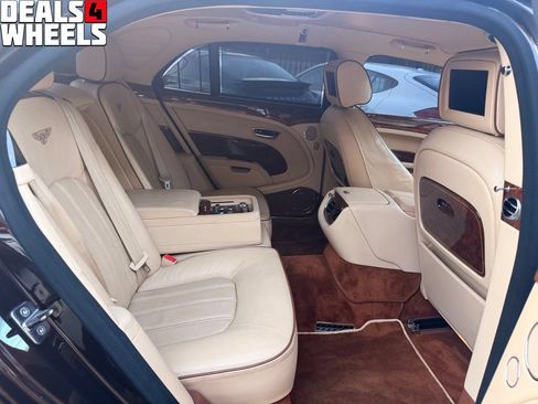 Used 2012 Bentley Mulsanne RWD image 31