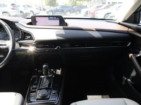 Used 2022 MAZDA CX-30 AWD 2.5 S w/ Premium Package image 23