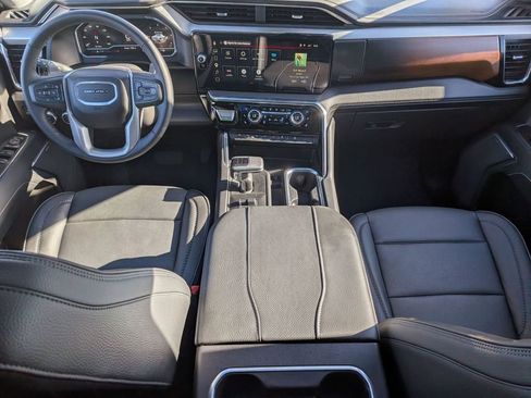 Used 2025 GMC Sierra 1500 Denali w/ Technology Package AWD/4WD image 31