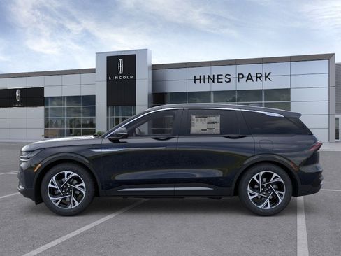 New 2026 Lincoln Nautilus Premier w/ Equipment Group 102A AWD/4WD image 3