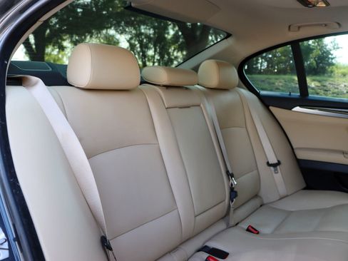 Used 2016 BMW 535i xDrive Sedan AWD/4WD image 19