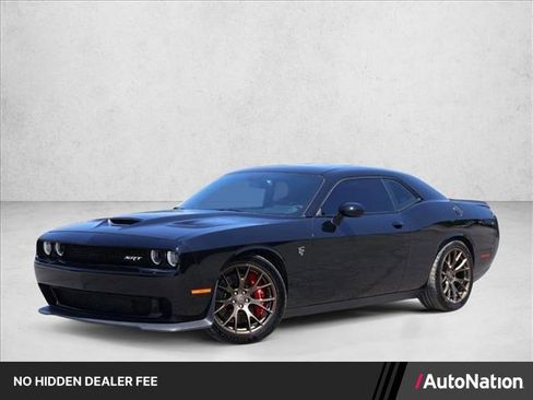 Used 2016 Dodge Challenger SRT Hellcat RWD image 1