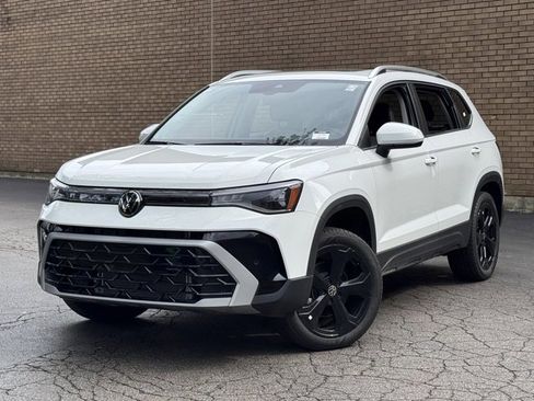 New 2025 Volkswagen Taos SEL image 70