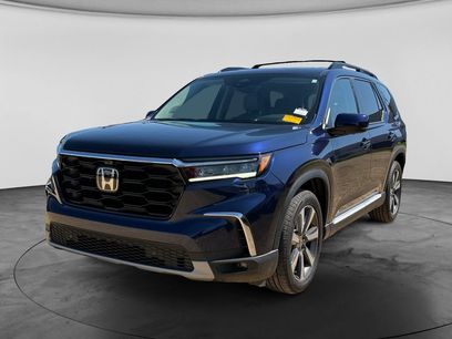 Used 2025 Honda Pilot Elite
