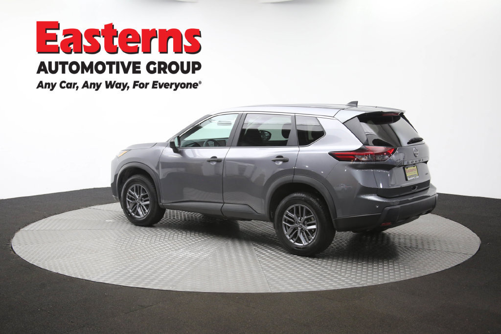 Used 2024 Nissan Rogue S AWD/4WD image 65