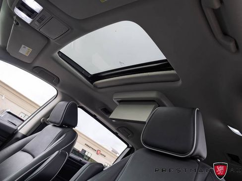 Used 2025 Honda Odyssey Touring image 28