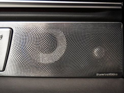 Used 2016 BMW 750i xDrive image 10