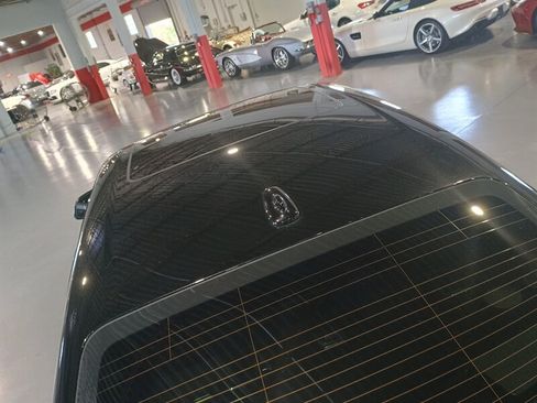 Used 2014 Rolls-Royce Ghost RWD image 13