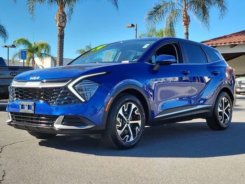 Used 2024 Kia Sportage EX image 5