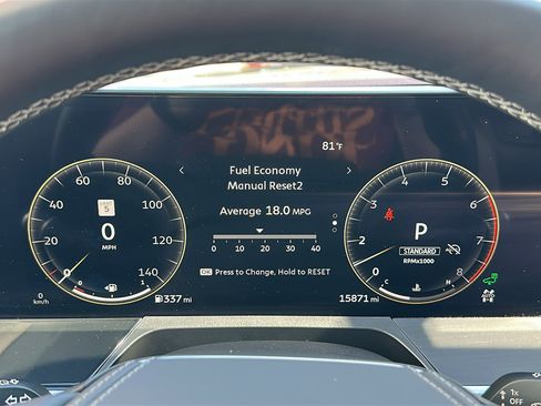 Used 2025 INFINITI QX80 Sensory image 18