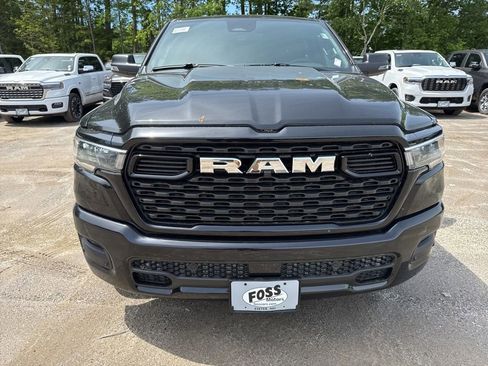New 2026 RAM 1500 4x4 Crew Cab image 8