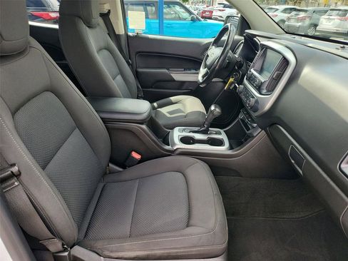 Used 2017 Chevrolet Colorado LT image 17