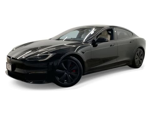 Used 2023 Tesla Model S Plaid image 1