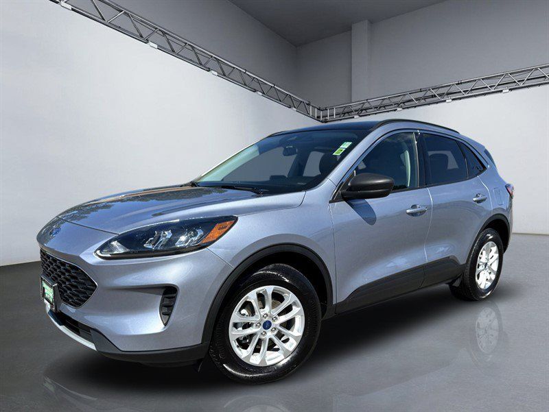 Used 2022 Ford Escape SE w/ Cold Weather Package AWD/4WD image 28