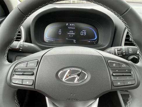 New 2026 Hyundai Venue SEL image 21