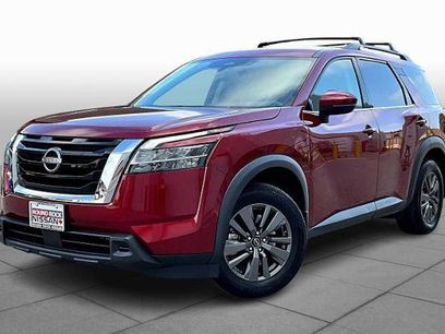 Certified 2022 Nissan Pathfinder SV