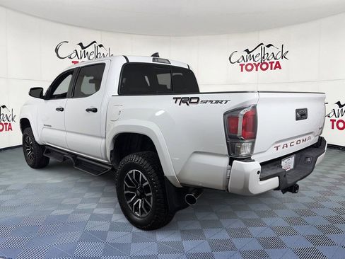 Used 2022 Toyota Tacoma TRD Sport w/ Technology Package RWD image 5