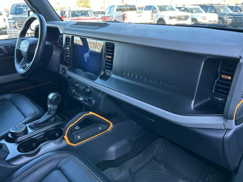 Certified 2022 Ford Bronco Badlands w/ Sasquatch Package image 15