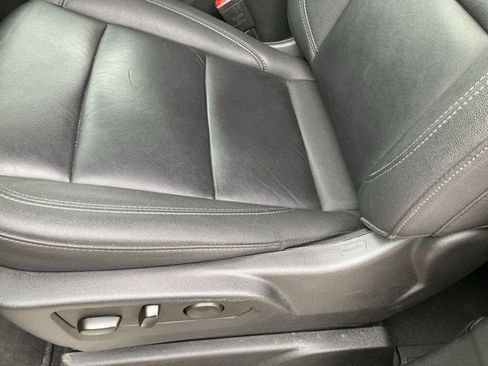 Used 2025 Chevrolet Tahoe LT image 9