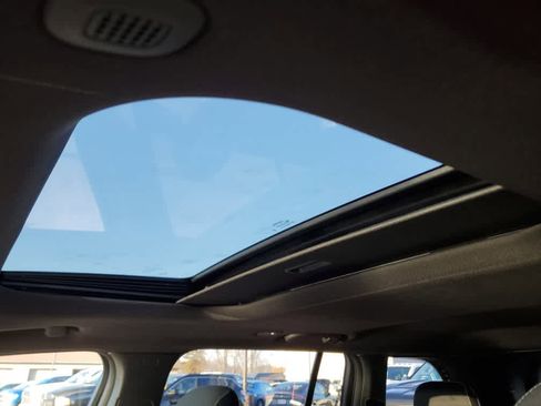 New 2025 Jeep Grand Cherokee Laredo X w/ Luxury Tech Group I image 15