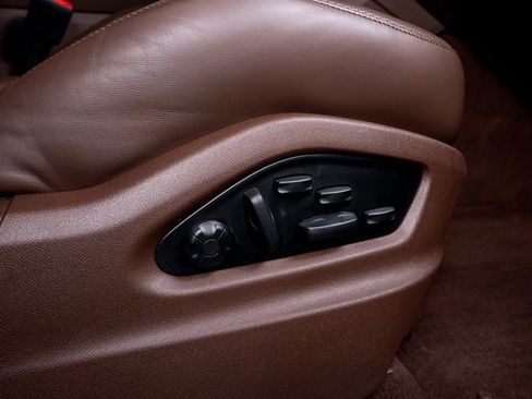 Used 2022 Porsche Cayenne Turbo S image 61