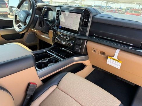 New 2026 Ford F250 Lariat w/ Lariat Premium Package image 12