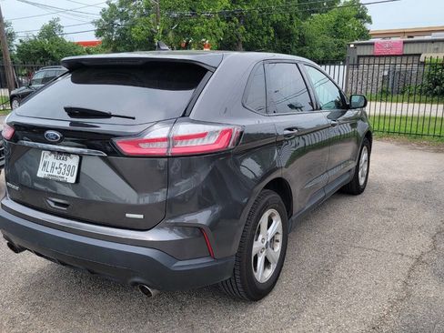 Used 2019 Ford Edge SE FWD image 8