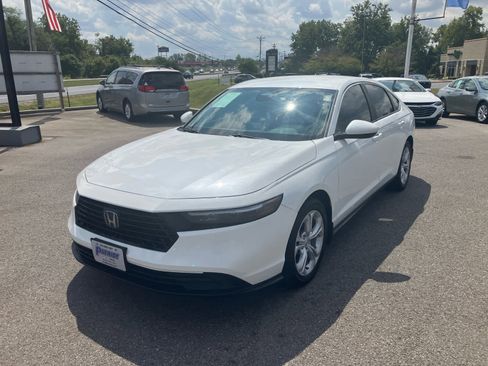 Used 2023 Honda Accord LX image 3