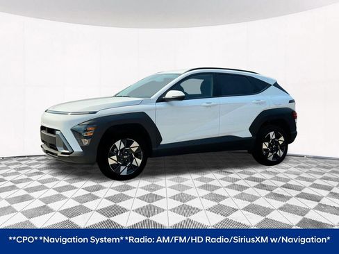 Used 2025 Hyundai Kona SEL AWD/4WD image 2