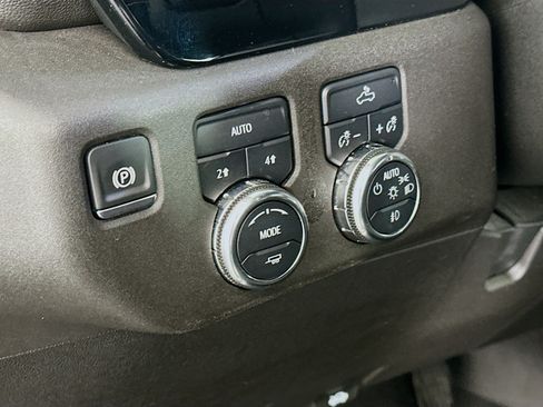 Used 2024 GMC Sierra 1500 Elevation AWD/4WD image 16