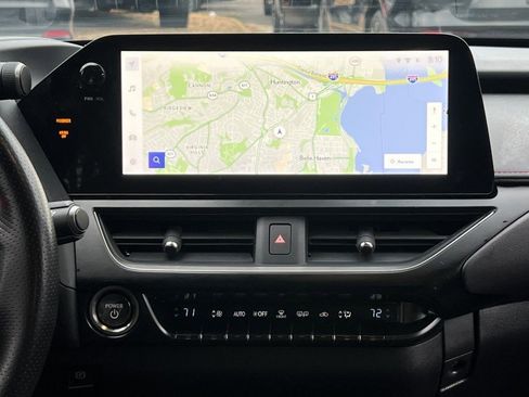 Used 2023 Lexus UX 250h F Sport image 21