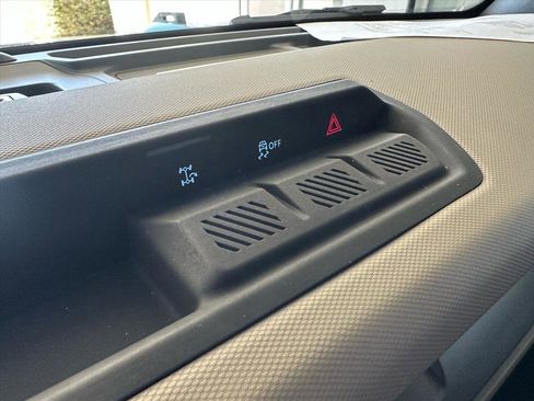 Certified 2025 Ford Bronco Big Bend image 44