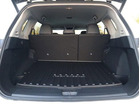 New 2026 Nissan Rogue SV image 7