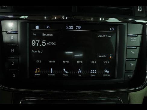Used 2017 Lincoln Continental Select w/ Technology Package FWD image 22